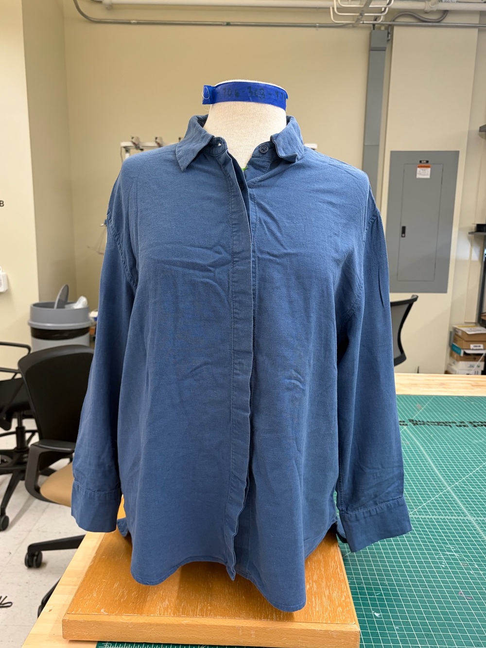 Icicle 之禾 100% linen Button-Down Shirt in Slate Blue